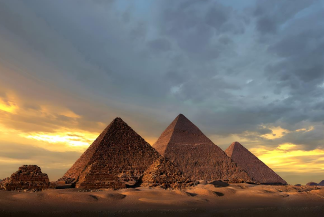 3Days Privet Tours Pyramids of Giza, Old Cairo, Alexandria, and enjoy a free dinner cruise
